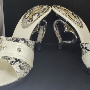 NWOT Selina high heart heel shoes.